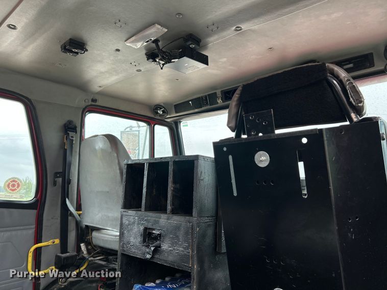 image for item NL9443 1997 Freightliner FL70  pumper fire truck