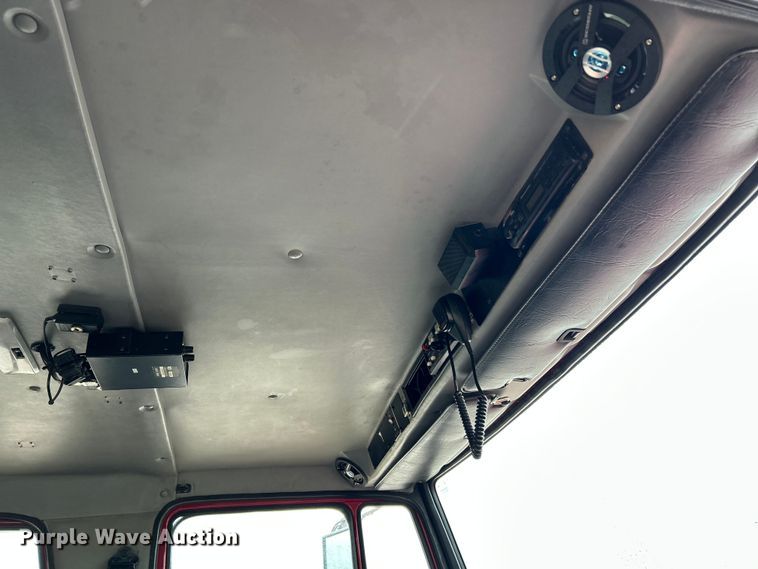 image for item NL9443 1997 Freightliner FL70  pumper fire truck