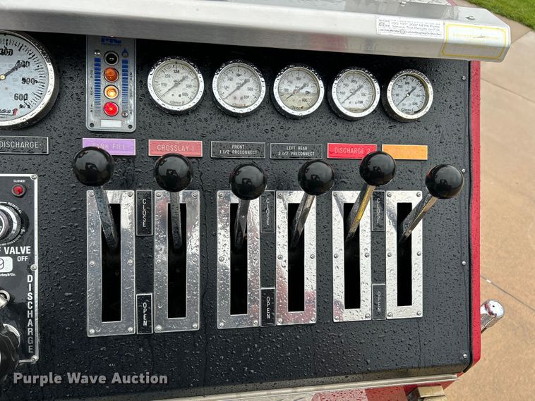 image for item NL9443 1997 Freightliner FL70  pumper fire truck