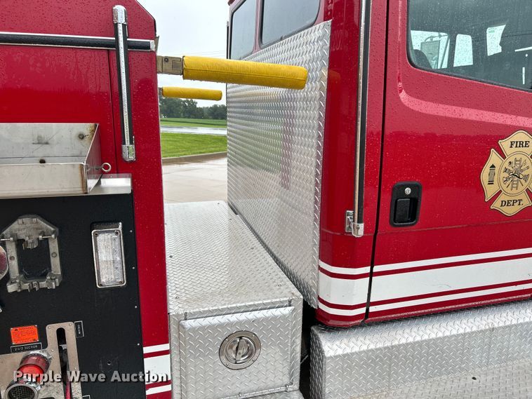 image for item NL9443 1997 Freightliner FL70  pumper fire truck