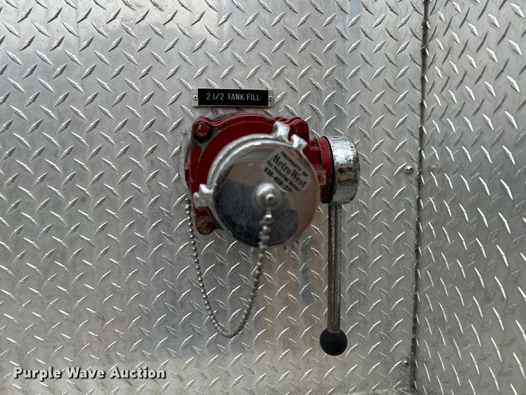 image for item NL9443 1997 Freightliner FL70  pumper fire truck