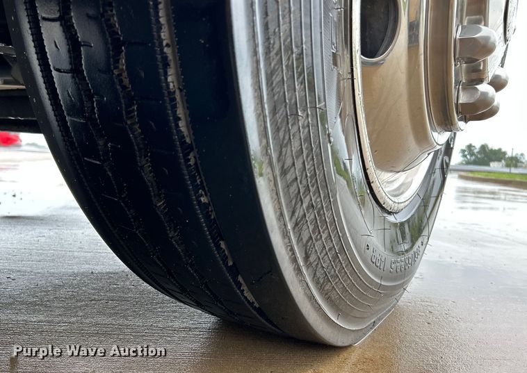 image for item NL9443 1997 Freightliner FL70  pumper fire truck