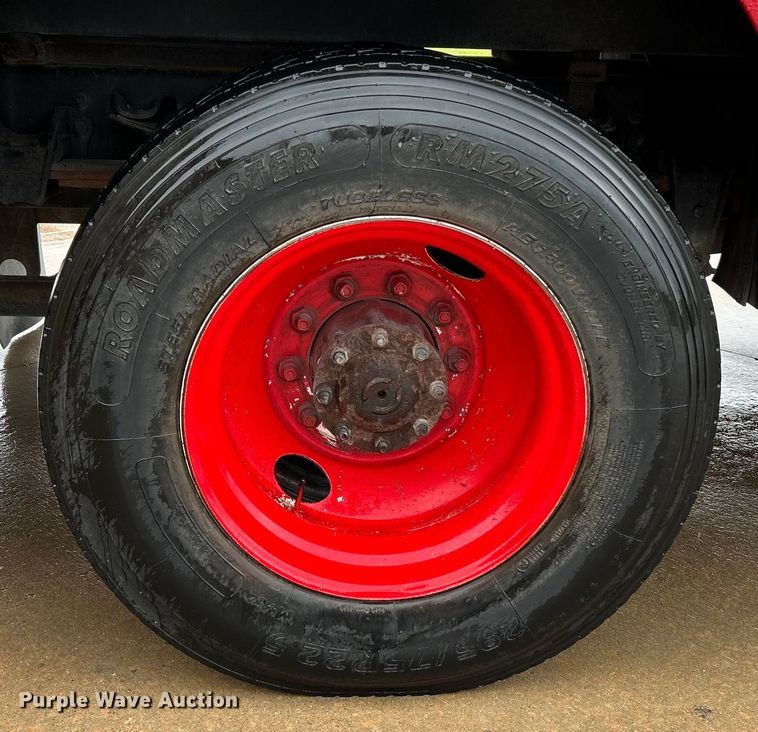 image for item NL9443 1997 Freightliner FL70  pumper fire truck