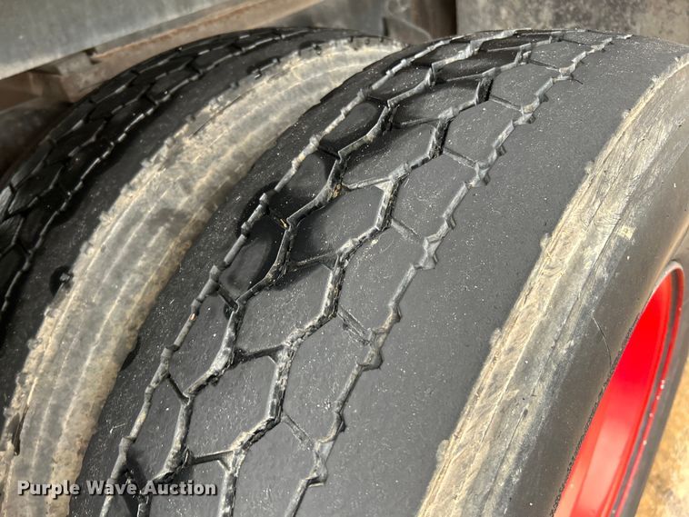 image for item NL9443 1997 Freightliner FL70  pumper fire truck