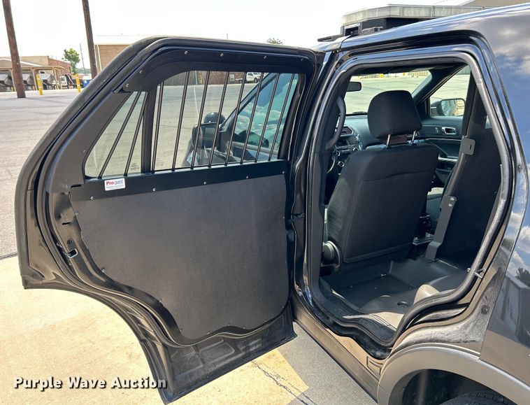 image for item NL9462 2018 Ford Explorer Police Interceptor  SUV