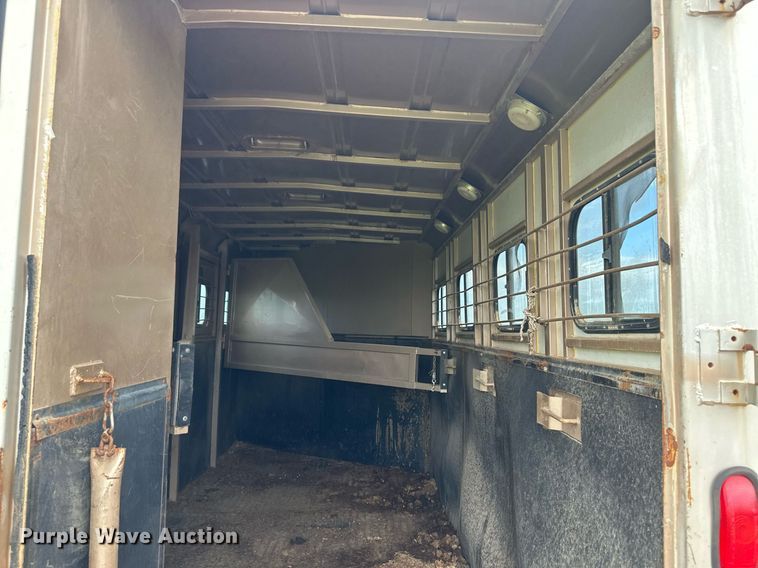 image for item NM9428 1995 Diamond D  livestock trailer