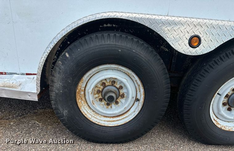 image for item NM9428 1995 Diamond D  livestock trailer