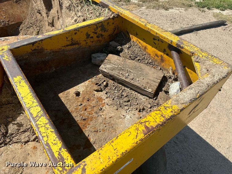 image for item NM9491 Hercules PT-13  pneumatic roller