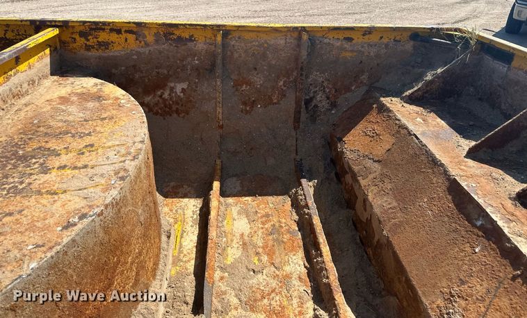 image for item NM9491 Hercules PT-13  pneumatic roller