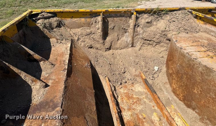 image for item NM9491 Hercules PT-13  pneumatic roller