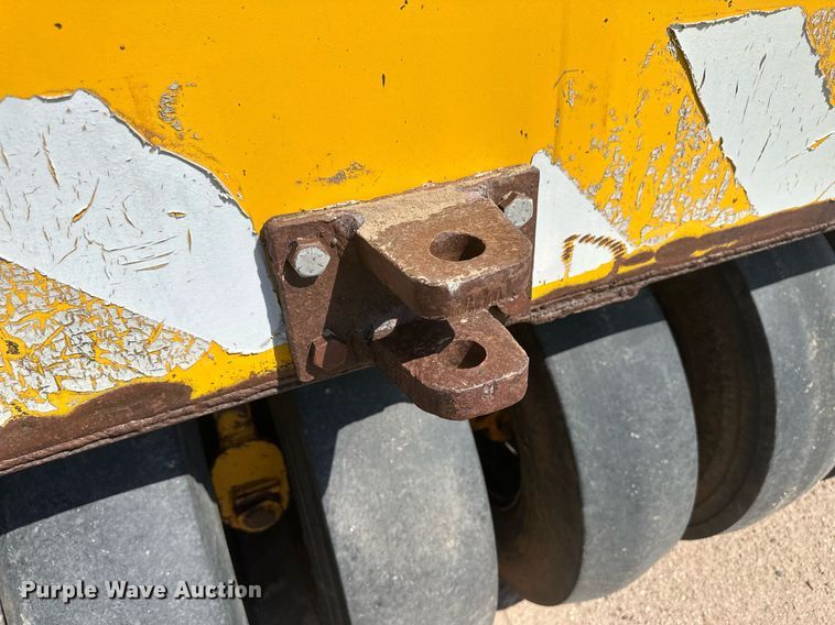 image for item NM9491 Hercules PT-13  pneumatic roller