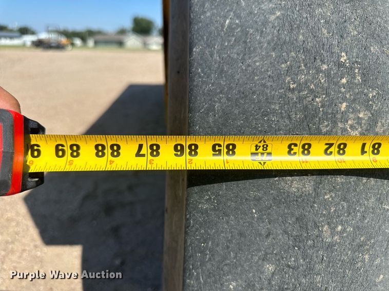 image for item NM9491 Hercules PT-13  pneumatic roller