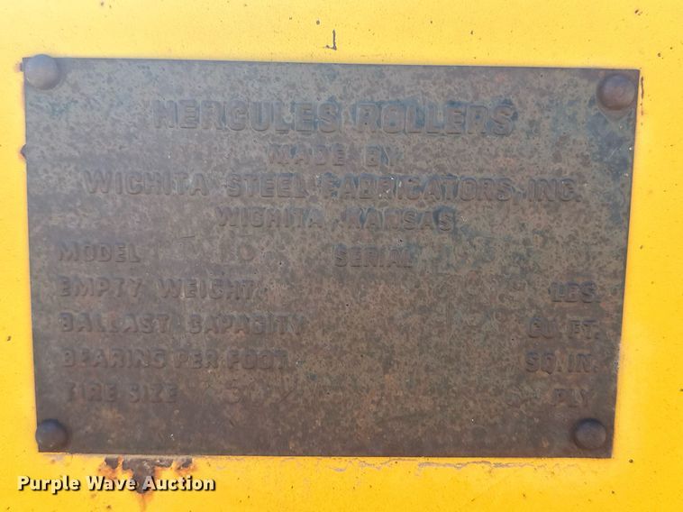 image for item NM9491 Hercules PT-13  pneumatic roller