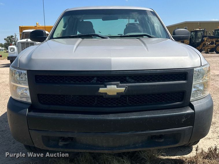 image for item NM9494 2007 Chevrolet Silverado 1500  Ext. Cab pickup truck