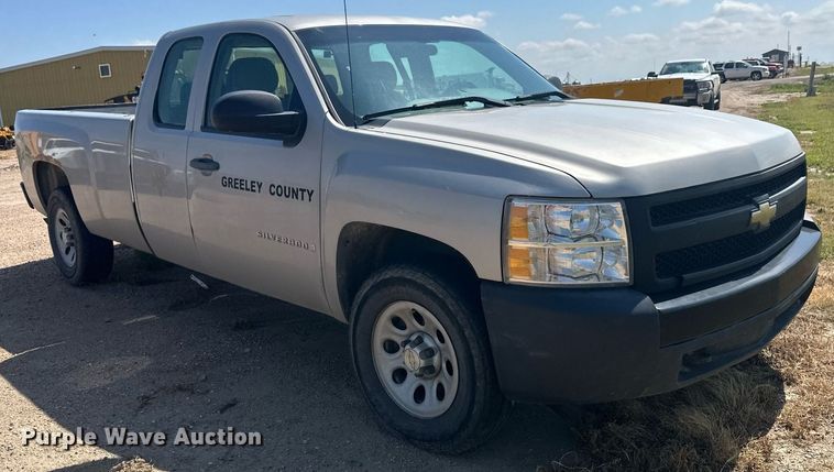 image for item NM9494 2007 Chevrolet Silverado 1500  Ext. Cab pickup truck