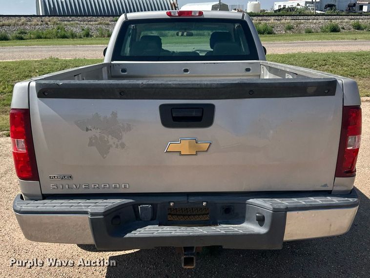 image for item NM9494 2007 Chevrolet Silverado 1500  Ext. Cab pickup truck