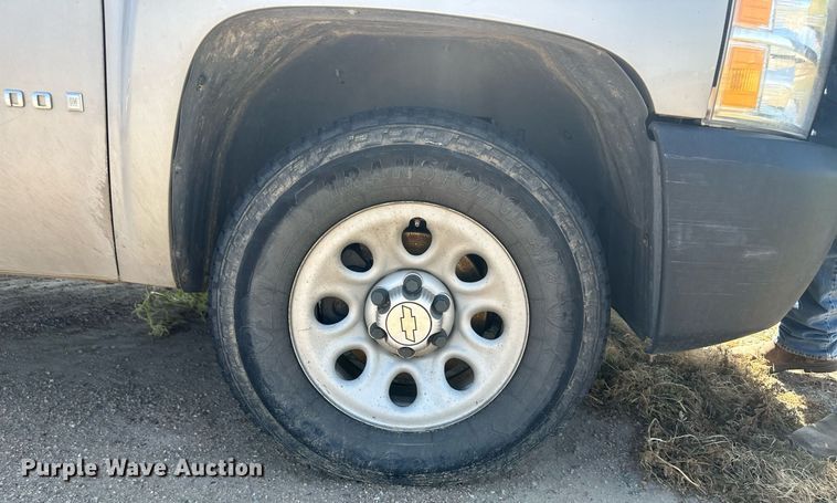 image for item NM9494 2007 Chevrolet Silverado 1500  Ext. Cab pickup truck