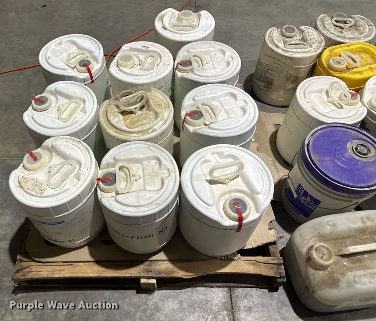 image for item NM9498 Fire fighting equipment