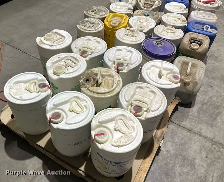 image for item NM9498 Fire fighting equipment