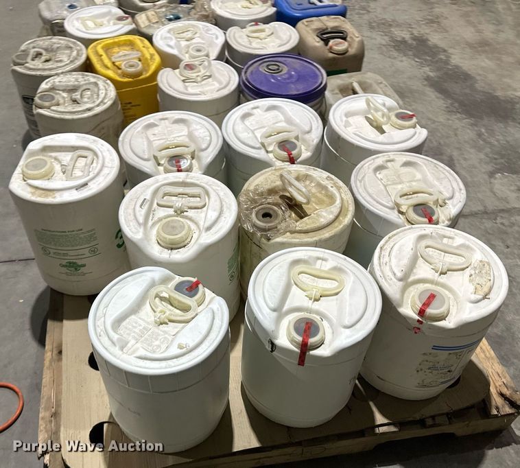 image for item NM9498 Fire fighting equipment