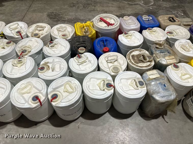 image for item NM9498 Fire fighting equipment