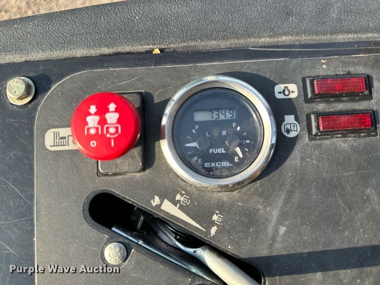 image for item NP9412 Hustler Super Z Hyperdrive  ZTR lawn mower