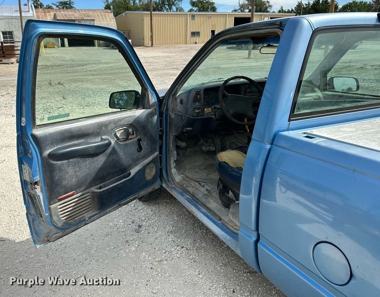 image for item NP9906 1996 Chevrolet K1500  pickup truck