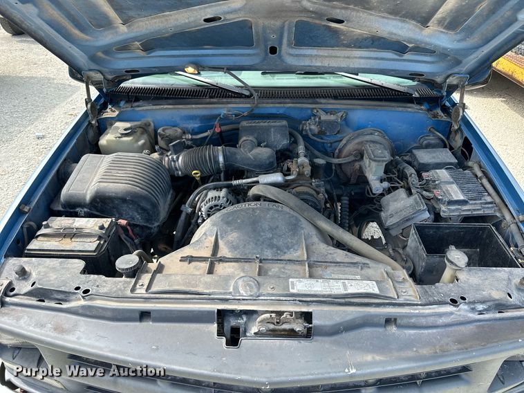 image for item NP9906 1996 Chevrolet K1500  pickup truck