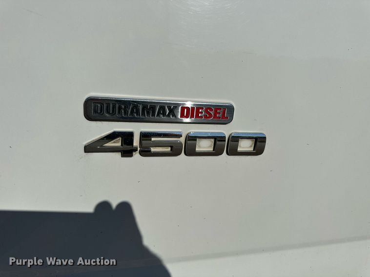 image for item NP9971 2010 Chevrolet Express G4500  ambulance