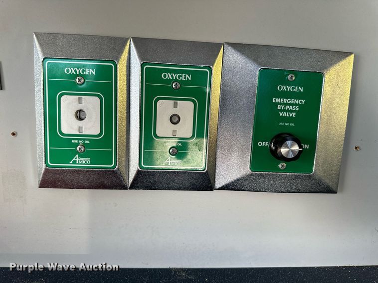 image for item NP9971 2010 Chevrolet Express G4500  ambulance