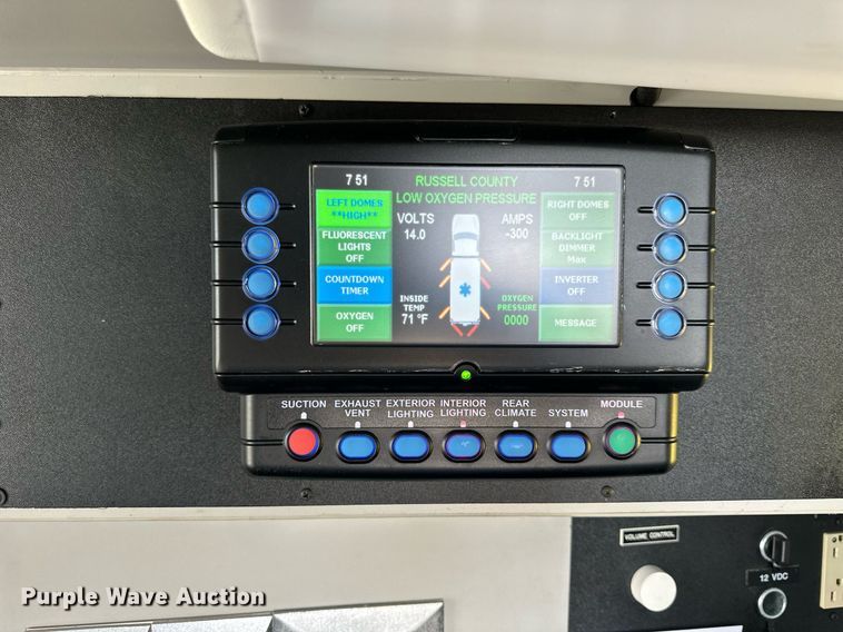 image for item NP9971 2010 Chevrolet Express G4500  ambulance