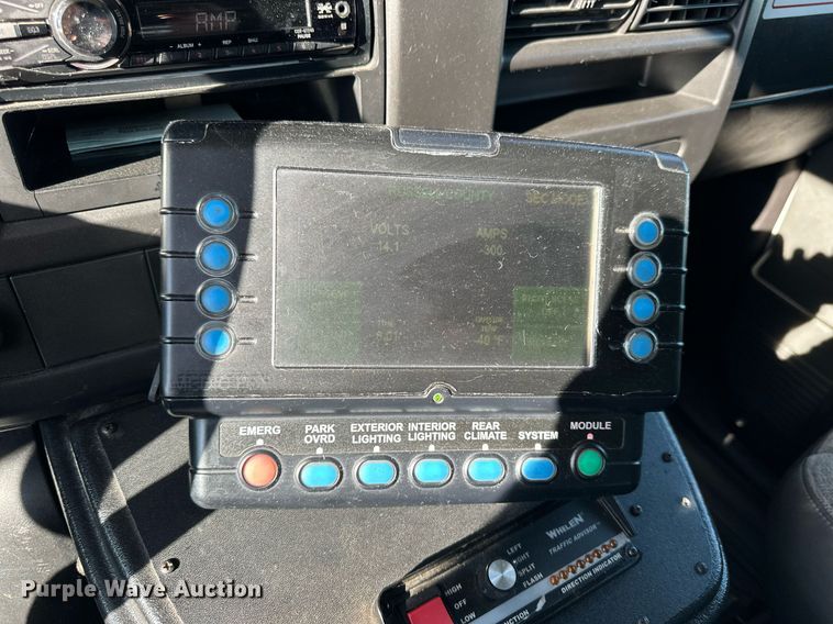 image for item NP9971 2010 Chevrolet Express G4500  ambulance