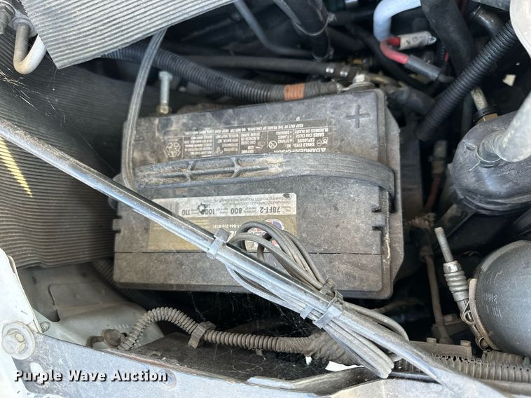 image for item NP9971 2010 Chevrolet Express G4500  ambulance