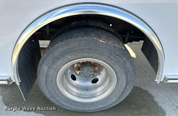 image for item NP9971 2010 Chevrolet Express G4500  ambulance