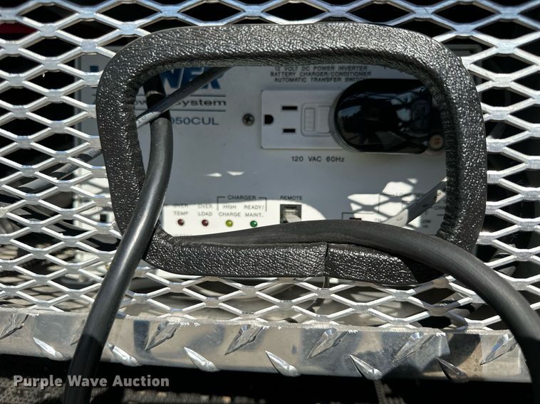 image for item NP9972 2004 Ford E450  ambulance