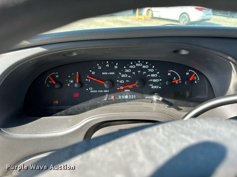 image for item NP9972 2004 Ford E450  ambulance