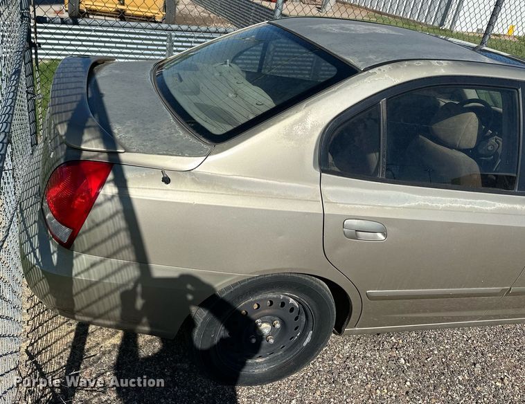 image for item NP9982 2003  Hyundai Elantra