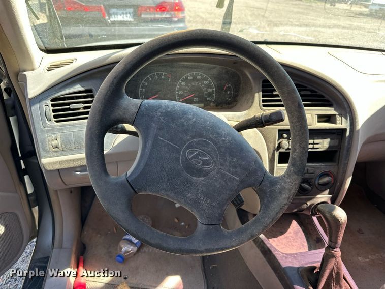 image for item NP9982 2003  Hyundai Elantra