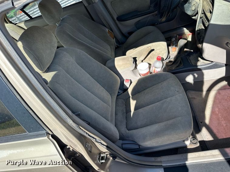 image for item NP9982 2003  Hyundai Elantra