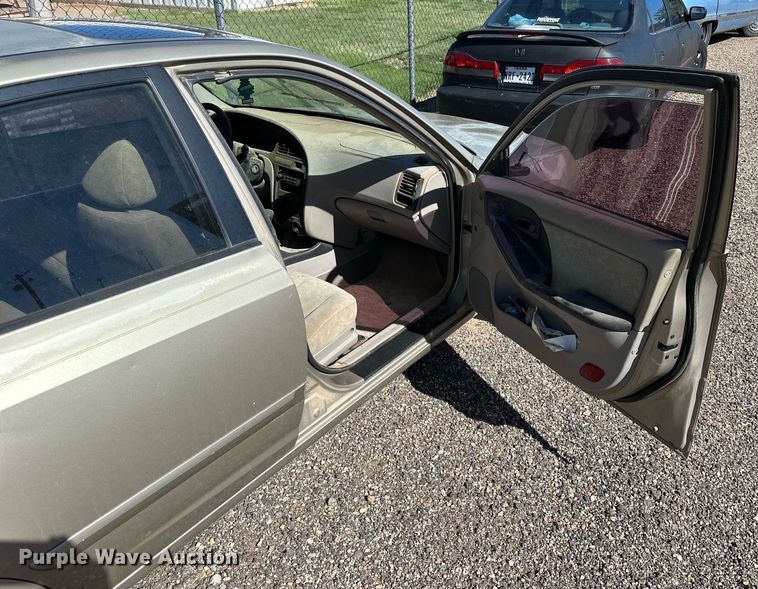 image for item NP9982 2003  Hyundai Elantra