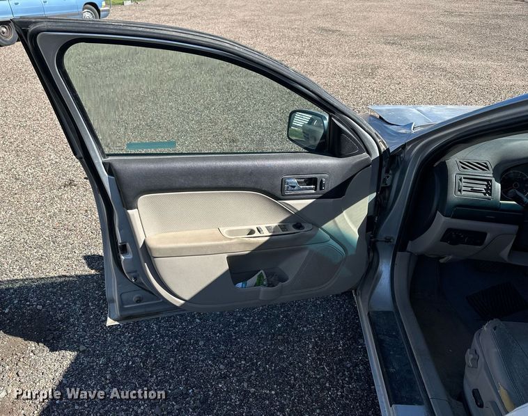 image for item NP9983 2009  Ford Fusion