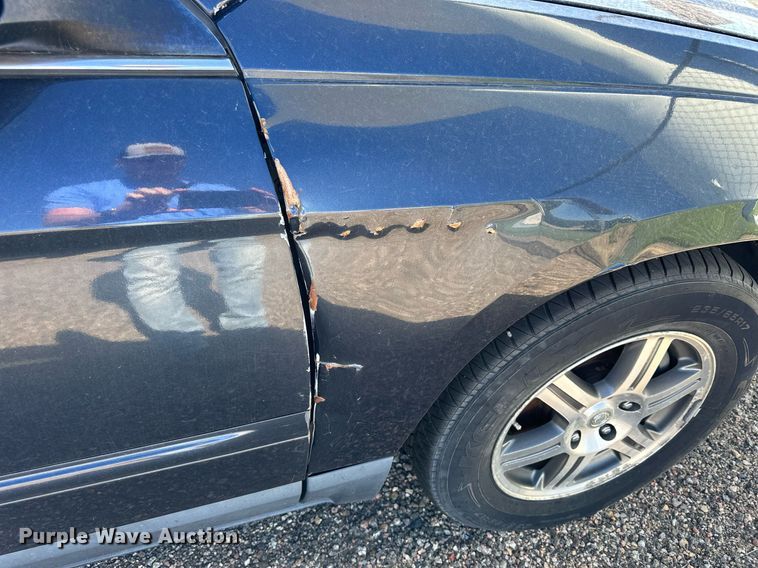 image for item NP9984 2007 Chrysler Pacifica  SUV