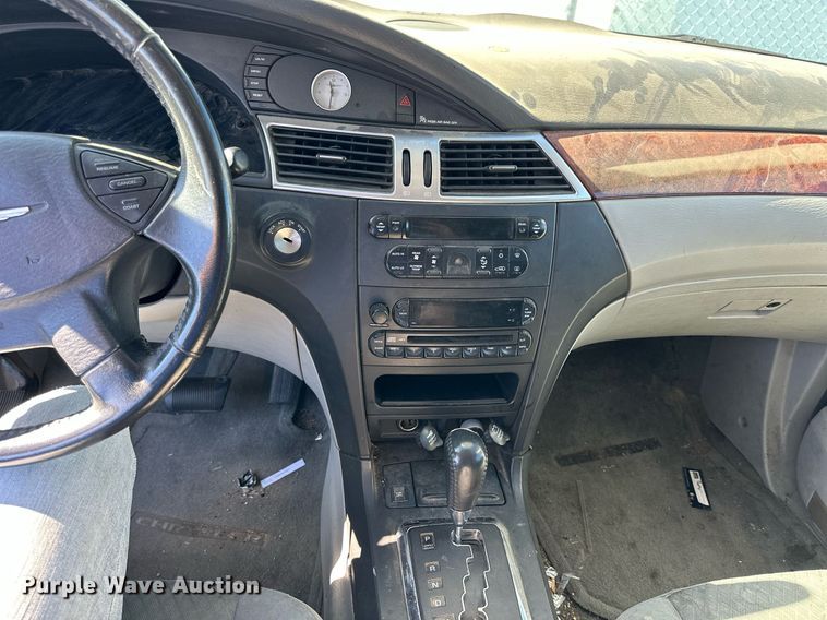 image for item NP9984 2007 Chrysler Pacifica  SUV