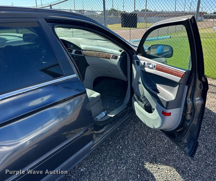 image for item NP9984 2007 Chrysler Pacifica  SUV