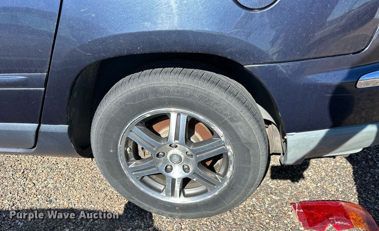 image for item NP9984 2007 Chrysler Pacifica  SUV