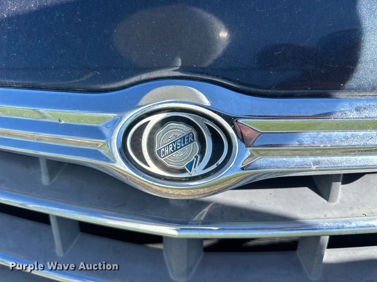 image for item NP9984 2007 Chrysler Pacifica  SUV