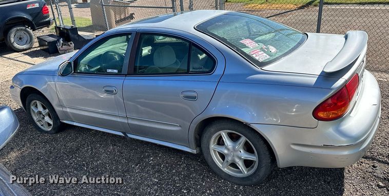 image for item NP9985 2002 Oldsmobile Alero GL