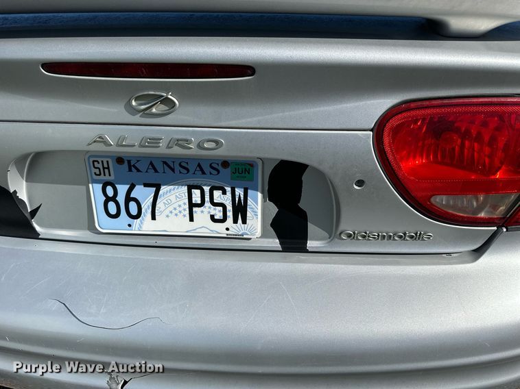 image for item NP9985 2002 Oldsmobile Alero GL