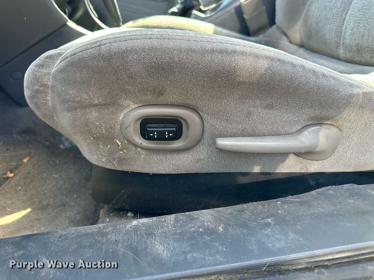 image for item NP9985 2002 Oldsmobile Alero GL