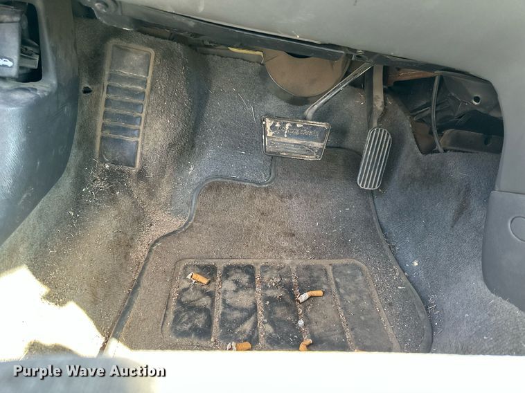 image for item NP9985 2002 Oldsmobile Alero GL